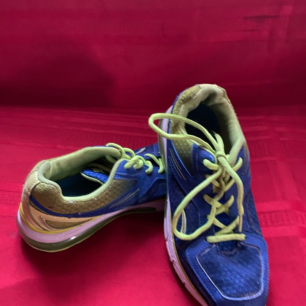 Boy’s shoes
